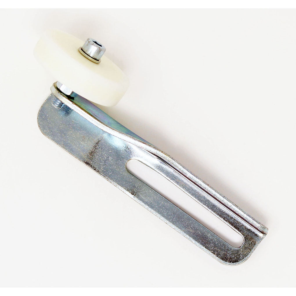 Wall-protecting roller with holder