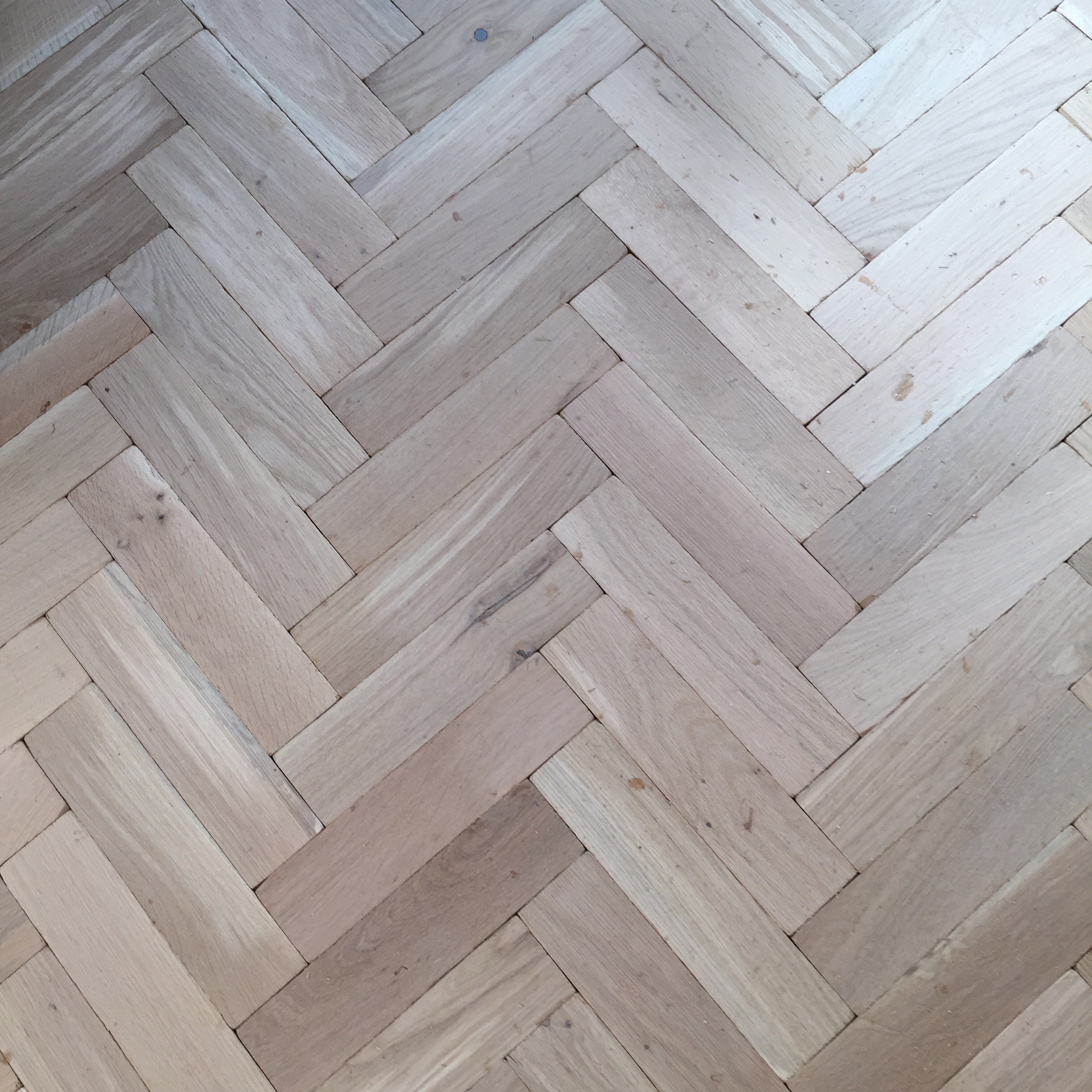 Unfinished Rustic Solid Oak Parquet Flooring