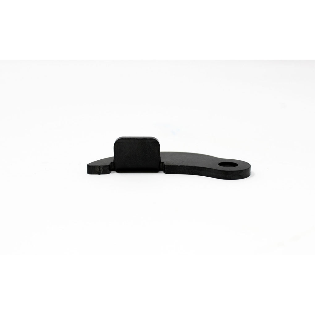 Belt tightener plate