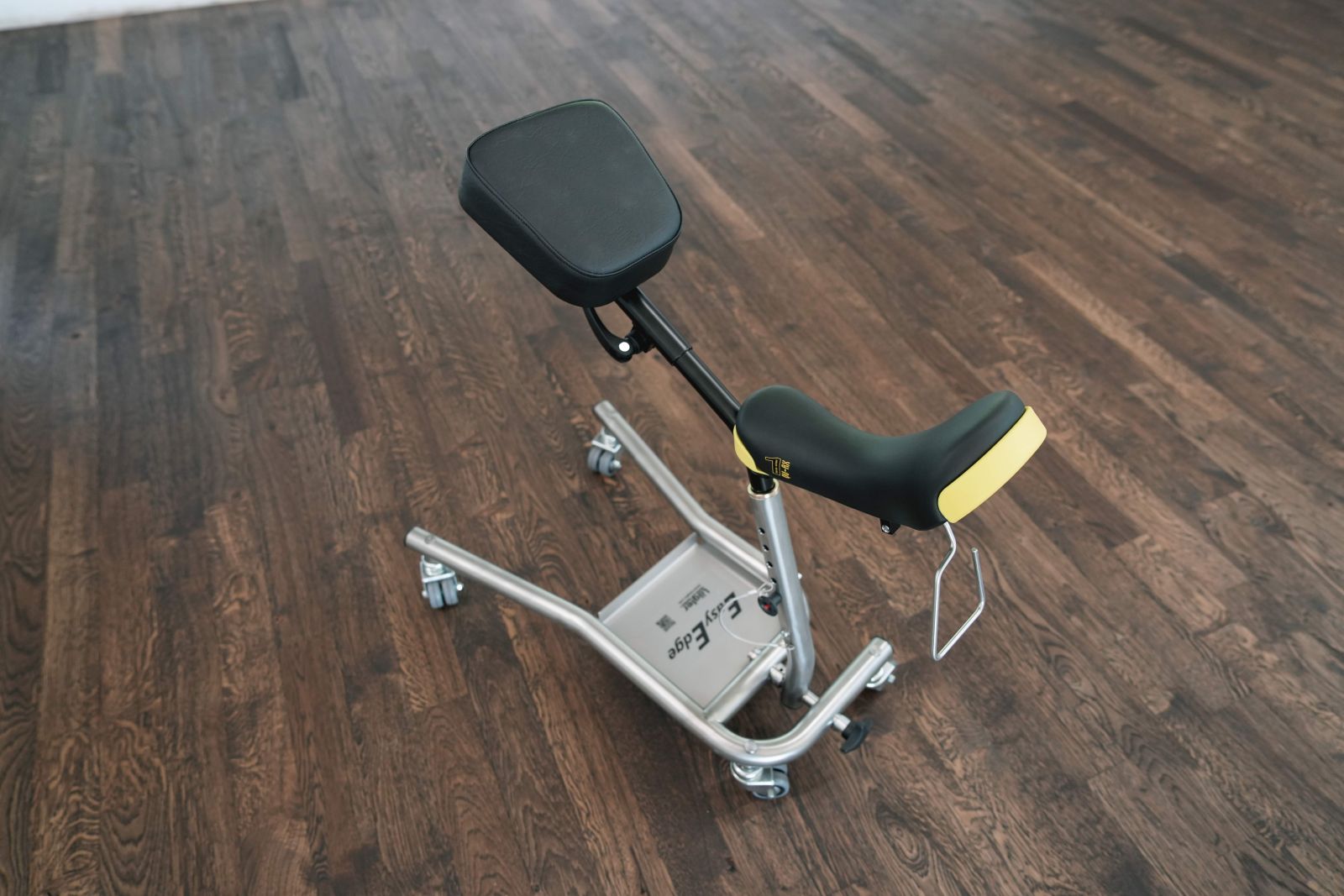 Easy Edge Mobile Work Seat with Chest Support